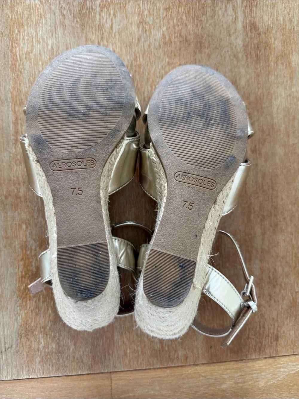 Aerosoles Pastel Soft Gold Metallic Espadrille Wedge Sandals Size 7.5